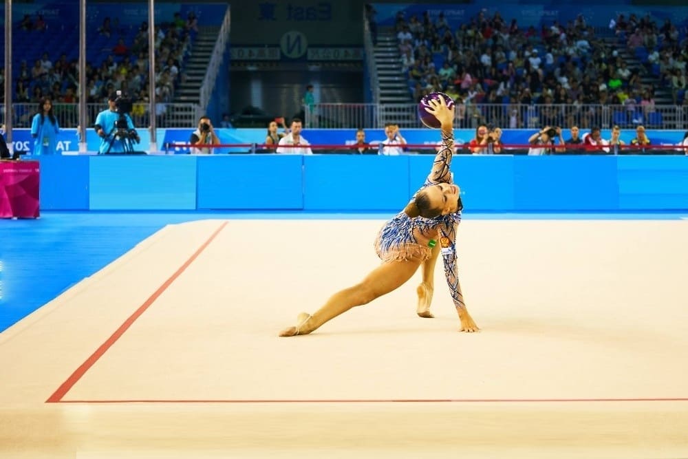 Какой ковер нужен для художественной гимнастики?